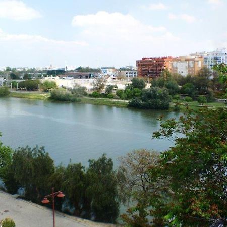 Bonito Piso Junto al Rio Sevilha Exterior foto